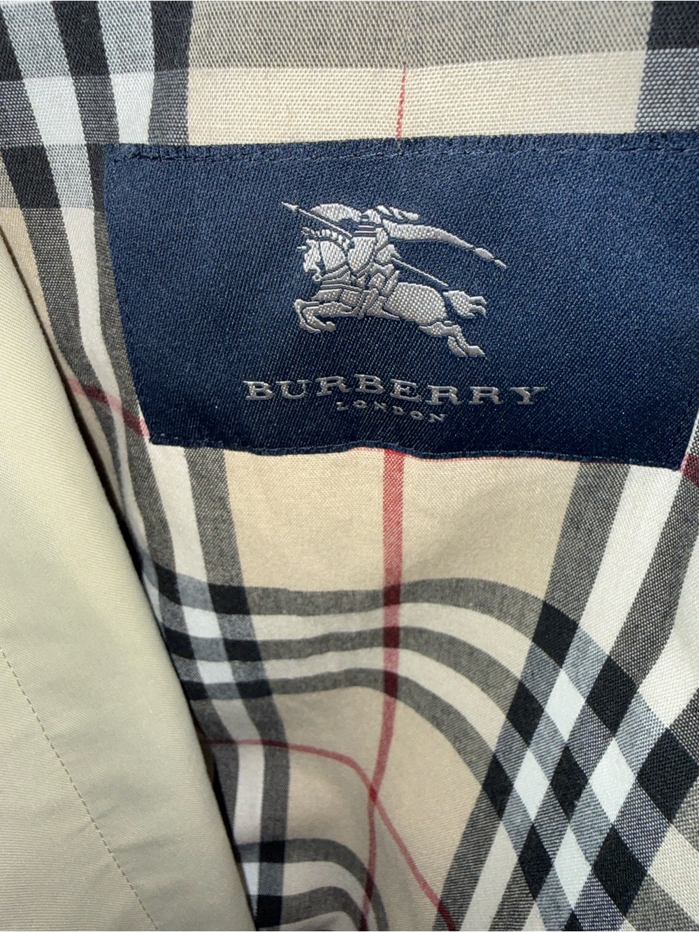 Burberry Vintage Trench Coat - Picture 7 of 7